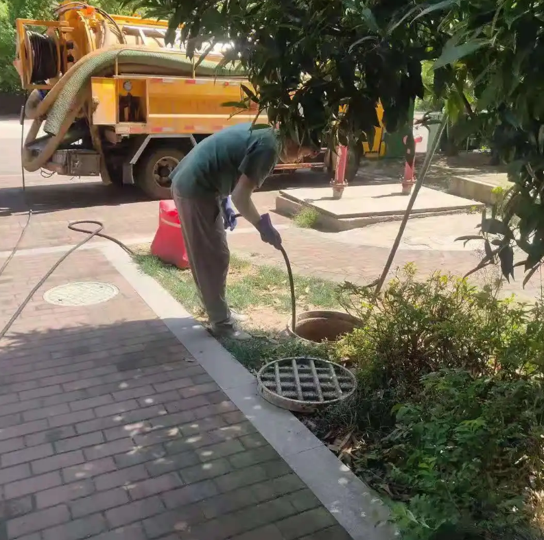 黄南市政排污管道清淤疏通——专业团队，让您全程省心！